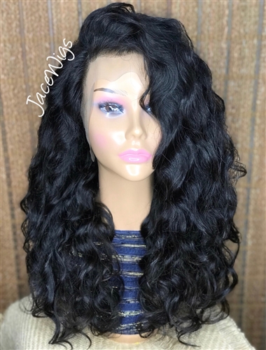 —SOLD— 10-N-10: 18" Lace Frontal Soft Wave Beauty!